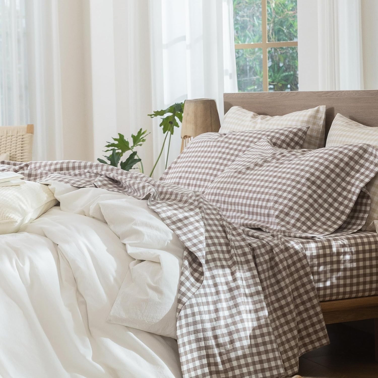81ZCjID7mZL._AC_SL1500_.jpg Washed Cotton Checkerboard Sheet With Extra-Deep Pockets And Faux-Linen Feel - Image 1