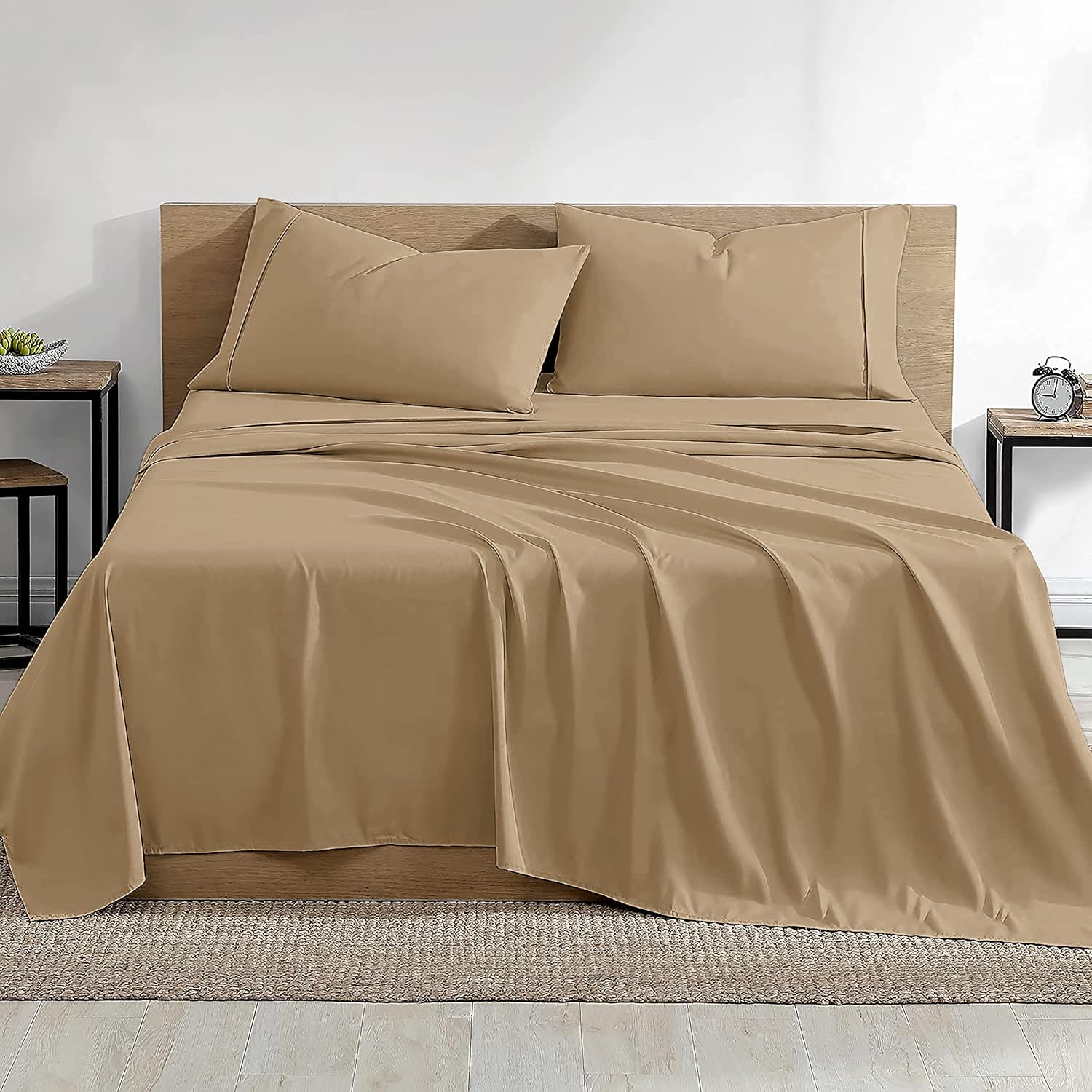 81xsIr2NuJL._AC_SL1500_.jpg Premium Soft And Luxurious Natural Cotton 4-Piece Sheet Set - Image 1